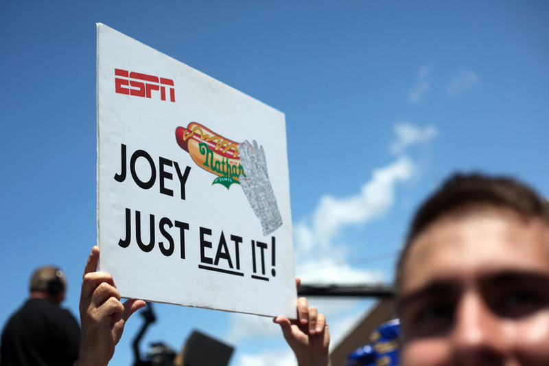 Illustration for article titled The Nathan's 4th of July Hot Dog Eating Contest Is America